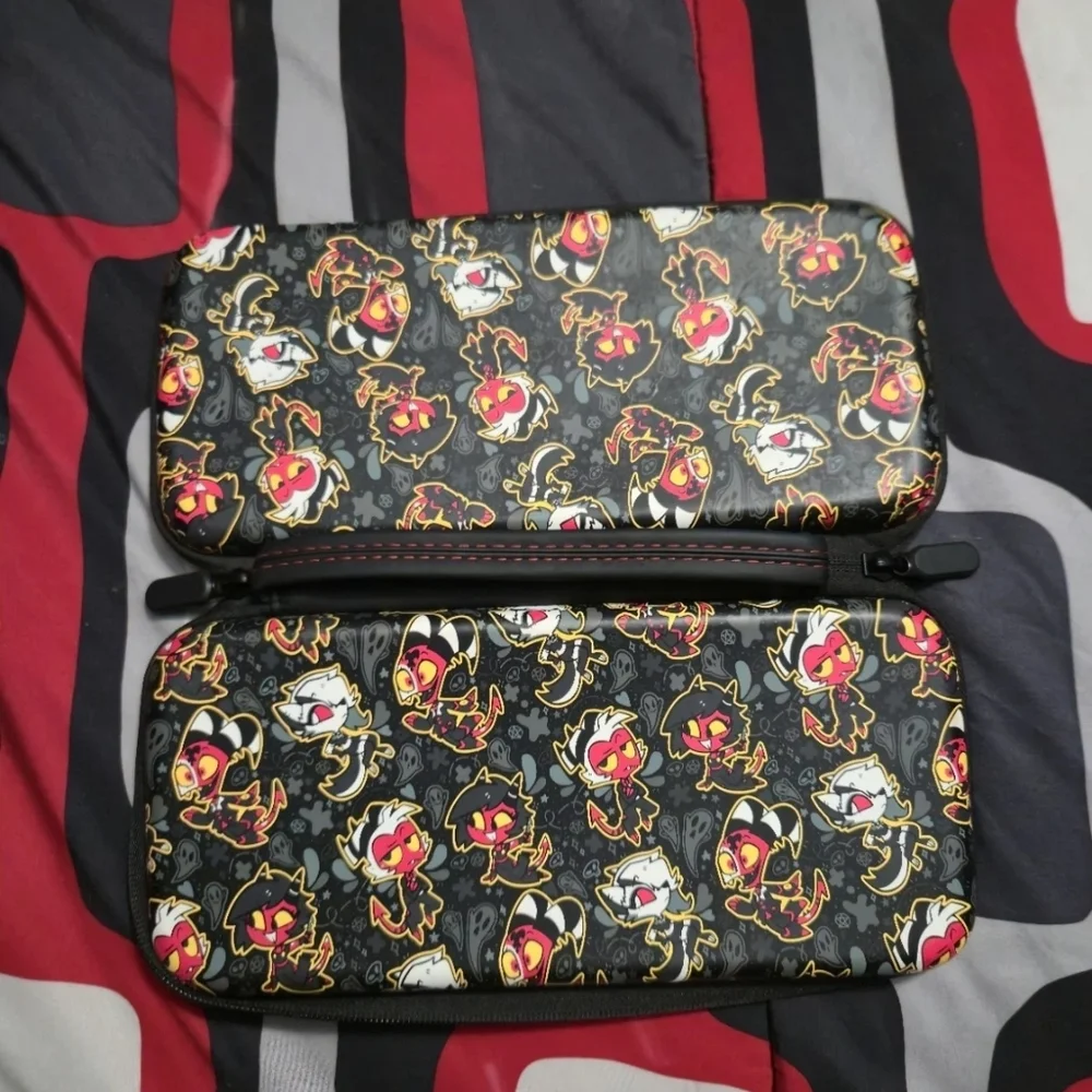 Cartoon Print Handheld Console Case - Black and Red